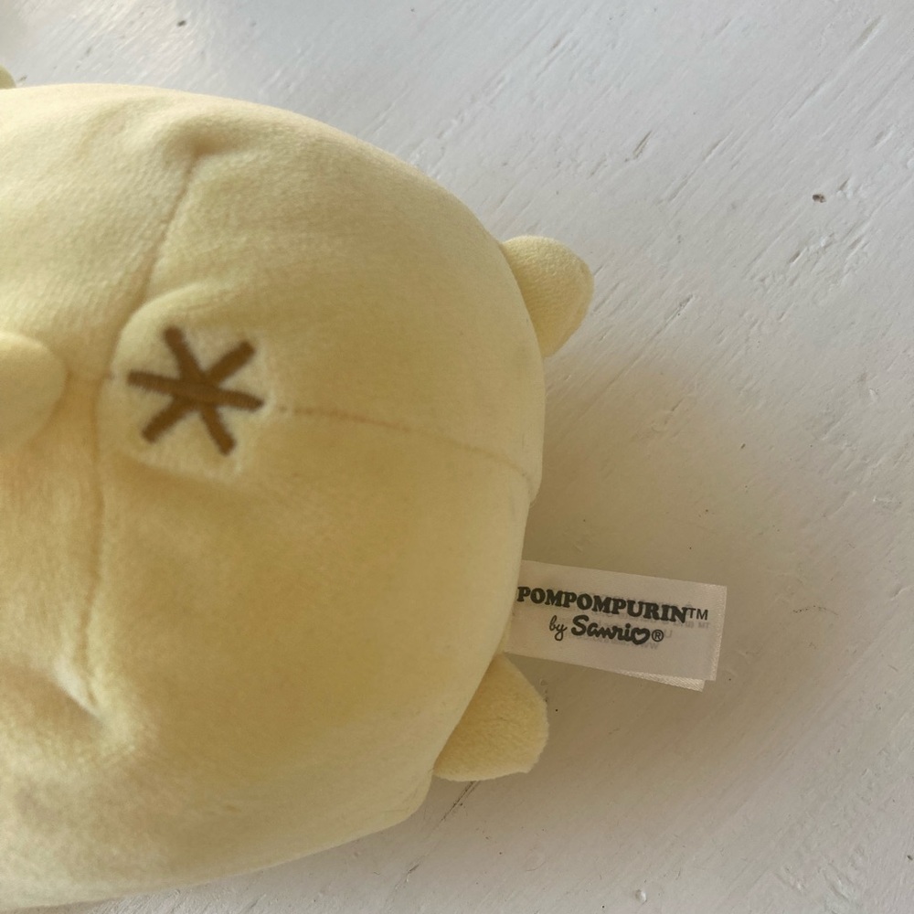 Sanrio Pompompurin Plush stuffy - Picture 3 of 4